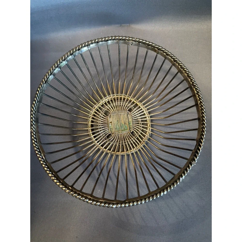 Vintage Silver Tone Wire Fruit Basket Round Metal Bread Bowl Twisted Rope Rim